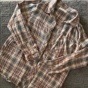 Women’s Flannel  Shirt in Gray and Brown